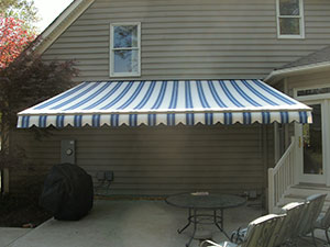 Fabric-Window-Awnings-Outdoor847054d3df9bdb2c.jpg