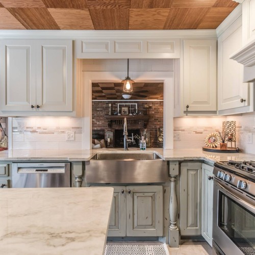Quartz-in-Springfield-MO0a2b9bbefe23ddeb.jpg